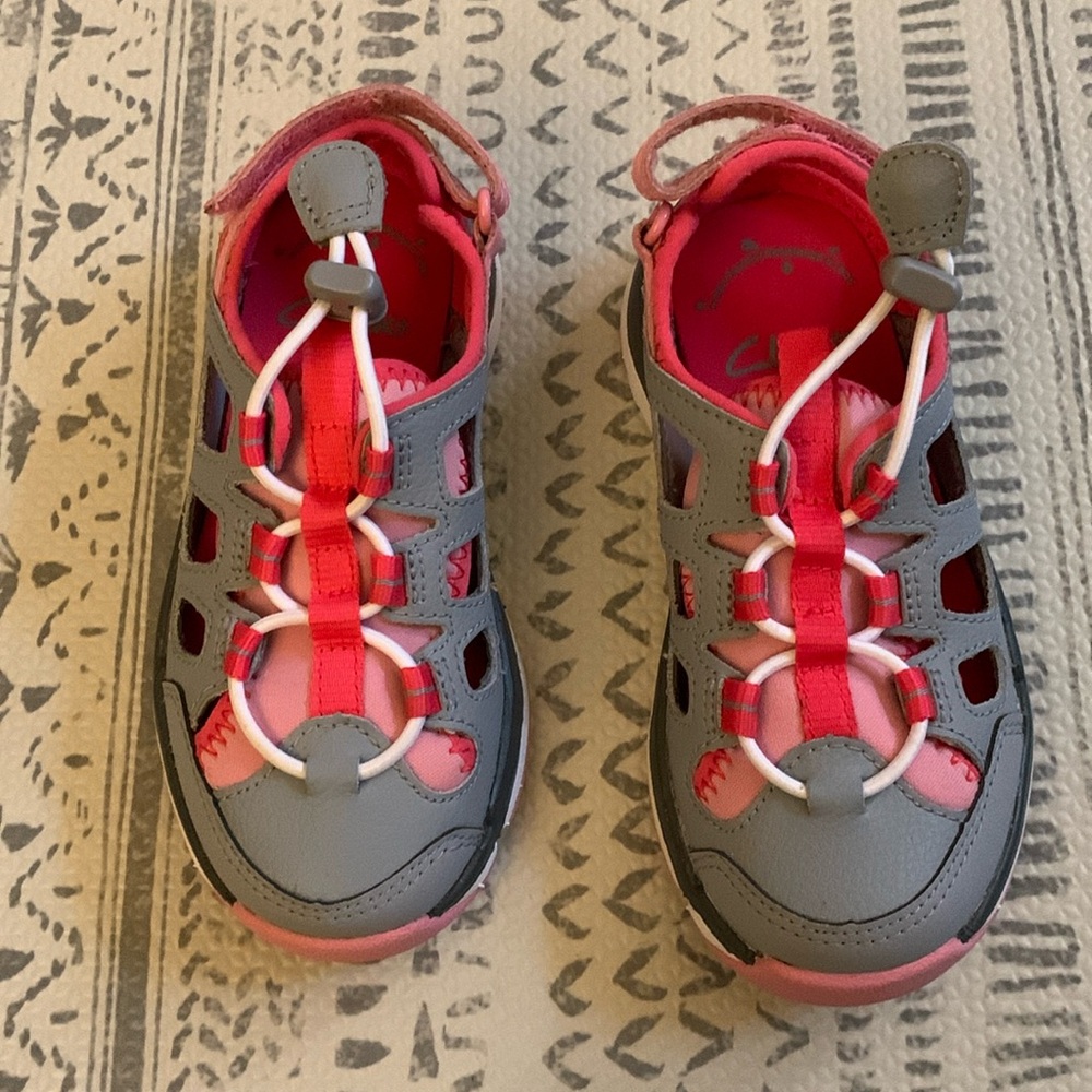 Clarks Sandals Size 9